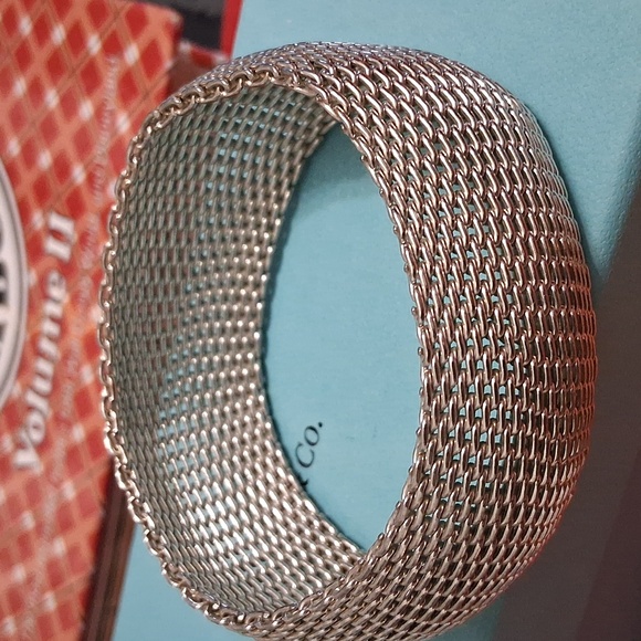 Tiffany SOMERSET MESH WEAVE BRACELET - Picture 11 of 11